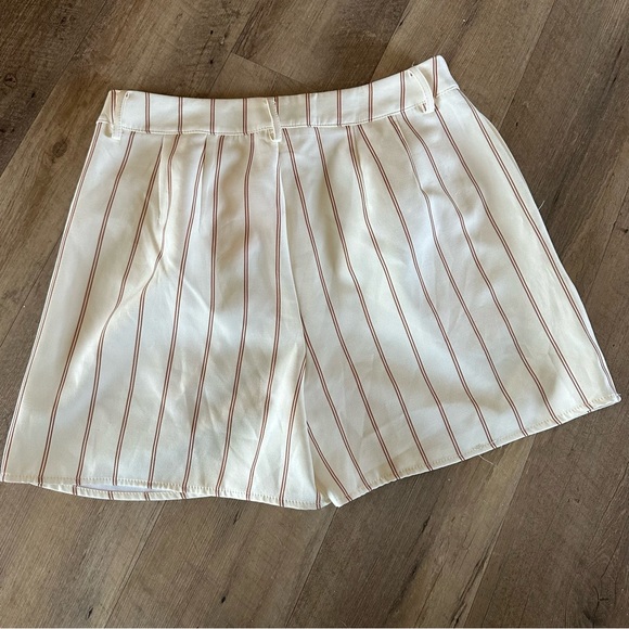 Kittenish Scarlet Set NWT - Picture 6 of 12